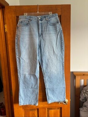 LOFT Light Blue Relaxed Fit Women’s Jeans Size 12